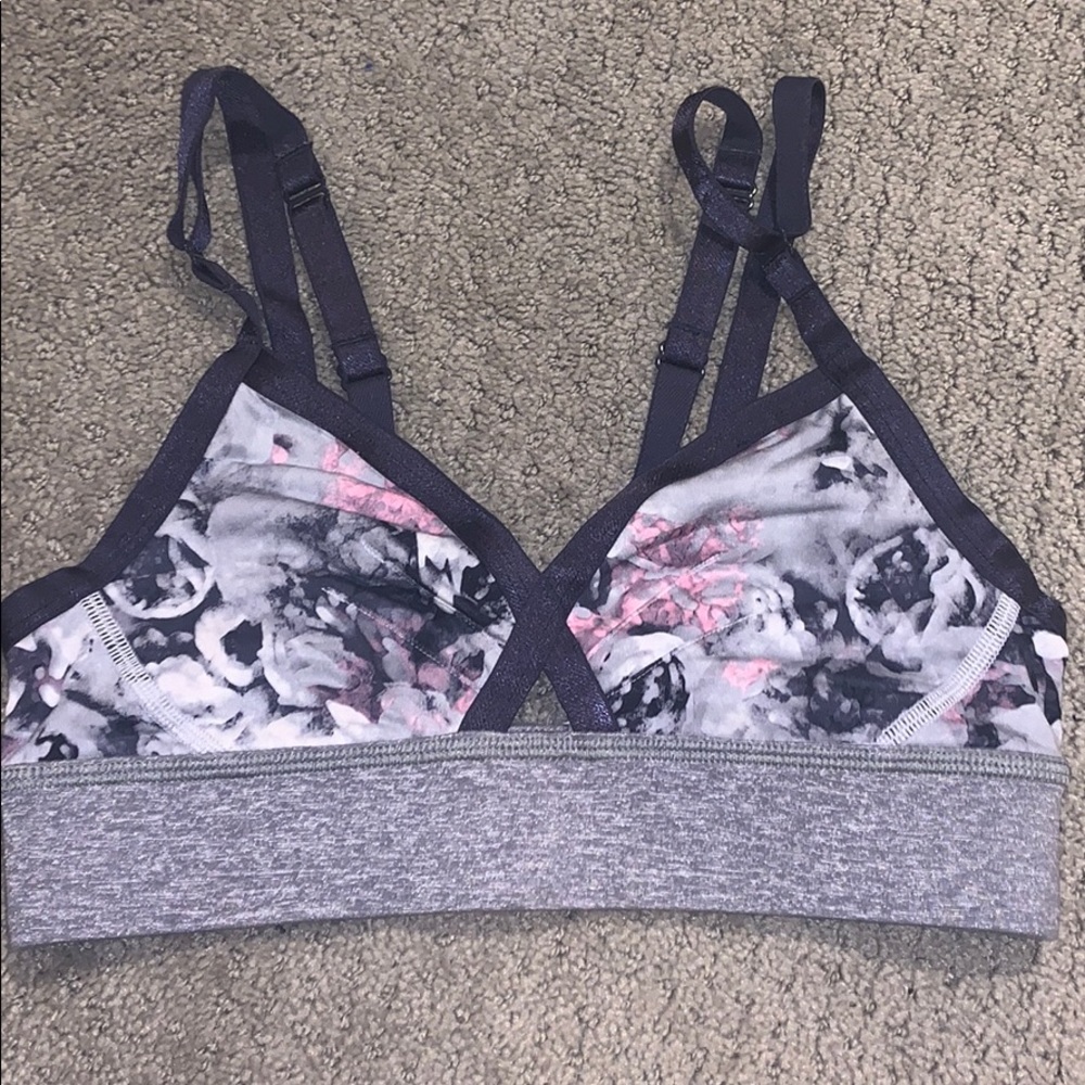 Lululemon navy blue and gray pattern sports bra